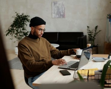 Freelancers Tax: Avoiding Costly Mistakes With Esti ...